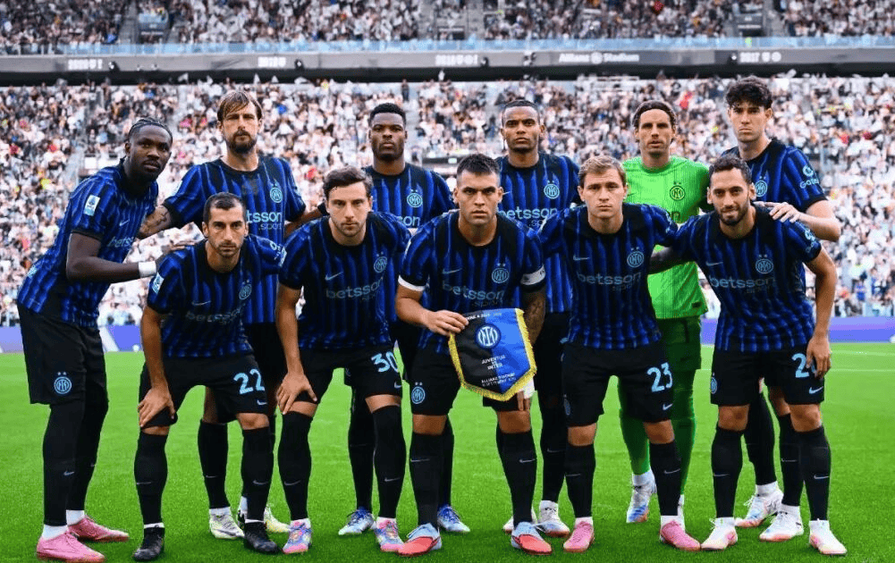 球探报告：新萨利巴还是迷你科纳特？详解枪手目标中卫雅凯（球探解读：萨利巴2.0还是小科纳特？深度剖析阿森纳目标中卫雅凯）