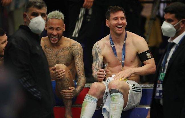 迪洛伦佐：下半场丢球后我们被击垮；挪威很强，配得上胜利（迪洛伦佐：下半场失球让我们崩盘；挪威实力强，胜利当之无愧）