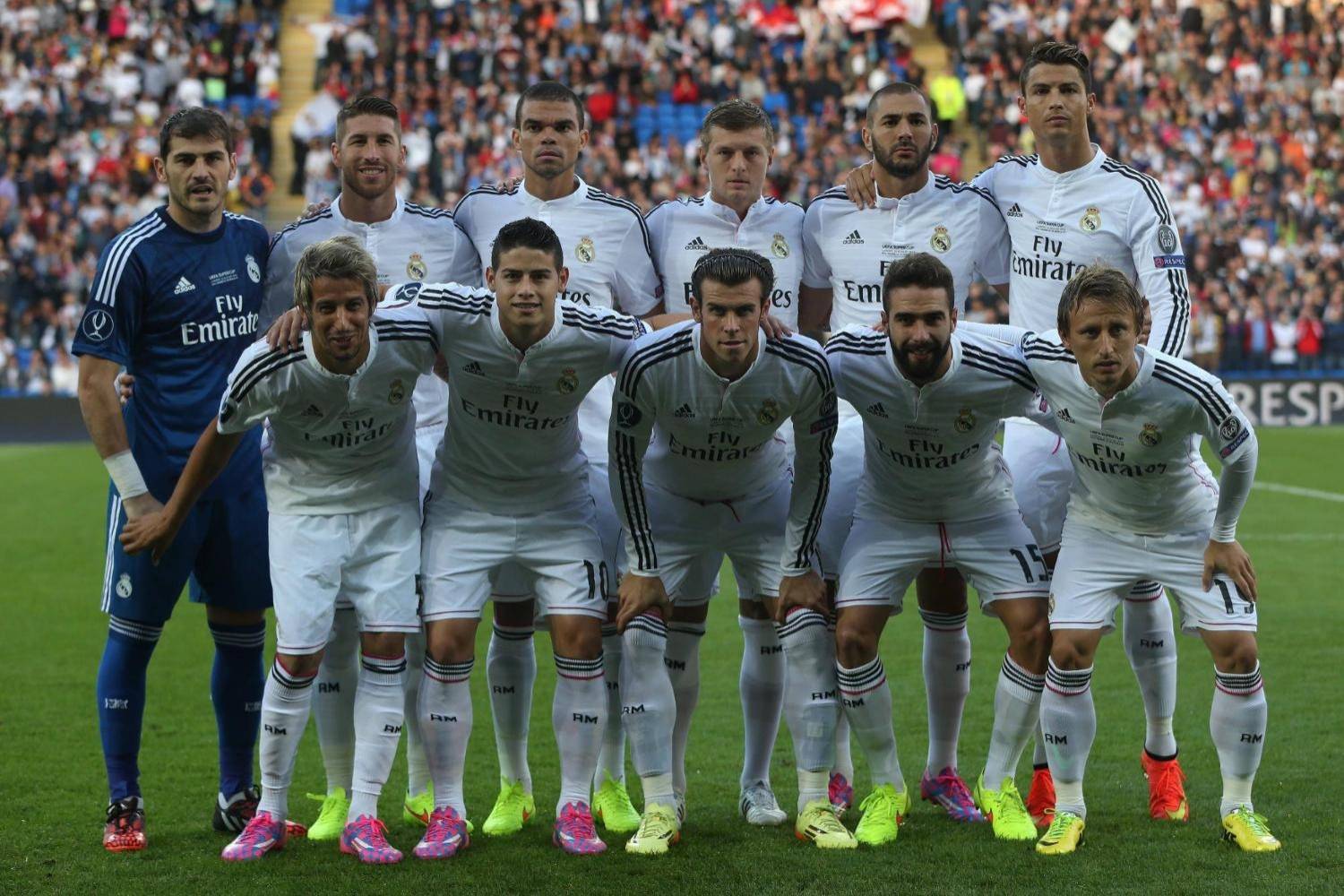 荣耀，亚马尔和弗里克领取马卡评选上季最佳球员和最佳主帅奖（《马卡报》评选出炉：亚马尔当选上赛季最佳球员，弗里克荣膺最佳主帅）