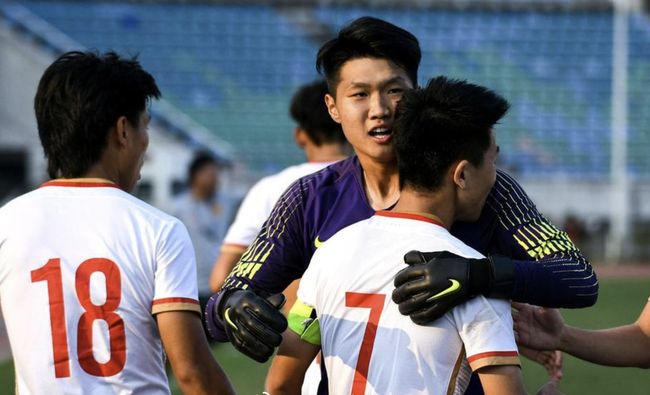 埃及主帅：萨拉赫是一名顶级球员，他将与埃及国家队创造历史（埃及主帅盛赞萨拉赫：顶级球星，将携手国家队书写历史）