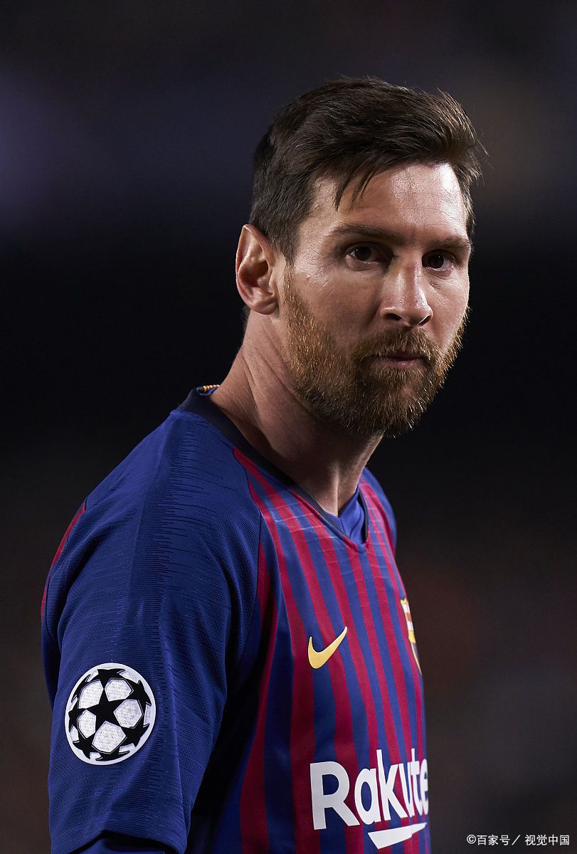 阿贾克斯临时主帅：本菲卡第一球是越位的，这不应该发生（阿贾克斯临时主帅：本菲卡首球越位，不该发生）