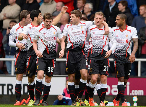 森保一：全队出色防守完成了零封，击败加纳会增强球员的信心（森保一：零封彰显团队防守，战胜加纳将提振球员信心）