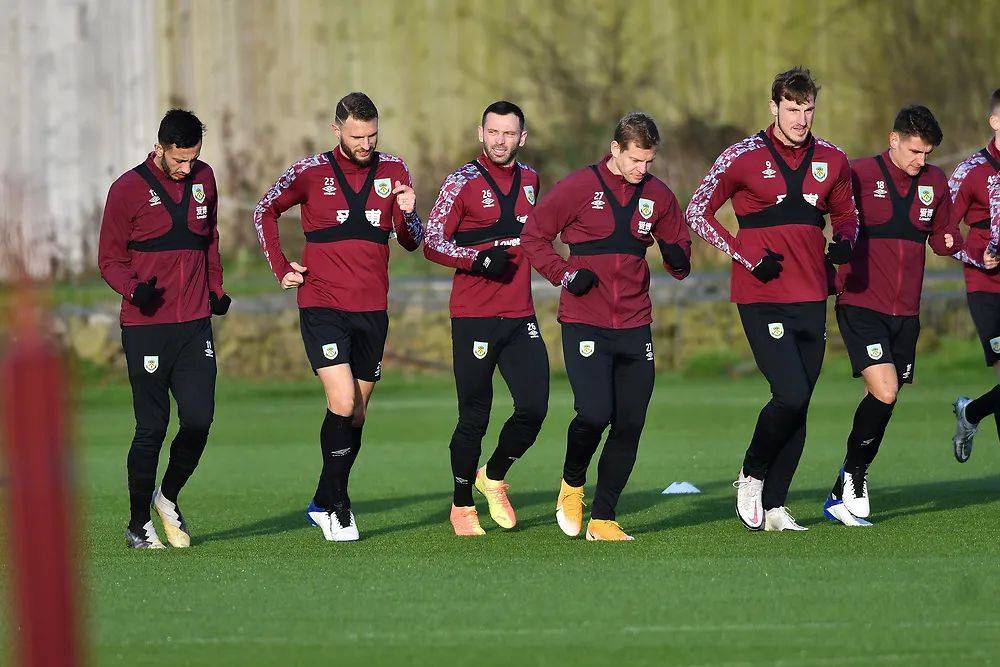 记者：彭啸应该是韧带损伤，联赛最后一轮可能是赶不上了（记者称彭啸疑似韧带受伤，或无缘联赛收官战）