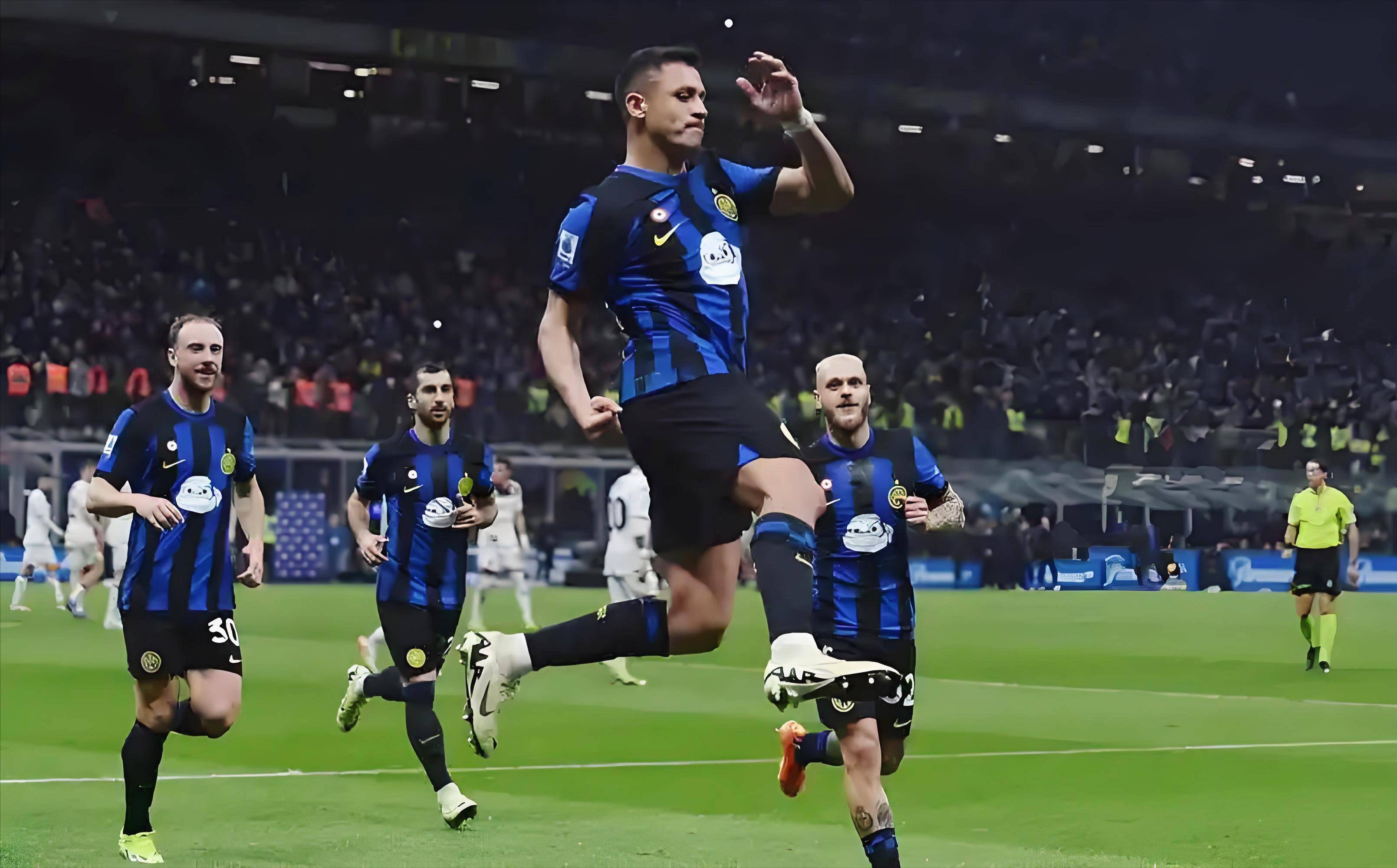 圆脸天团！邱贻可弟子太统一，被指团子主理人，本尊直言都挺圆（邱贻可弟子清一色圆脸，被封团子主理人，本人直言：确实都挺圆）