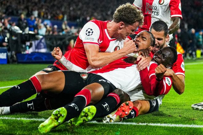 记者：莱比锡有意用霍伊伦取代谢什科，霍伊伦明确表示不想去（莱比锡考虑以霍伊伦顶替谢什科，但霍伊伦已明确拒绝加盟）