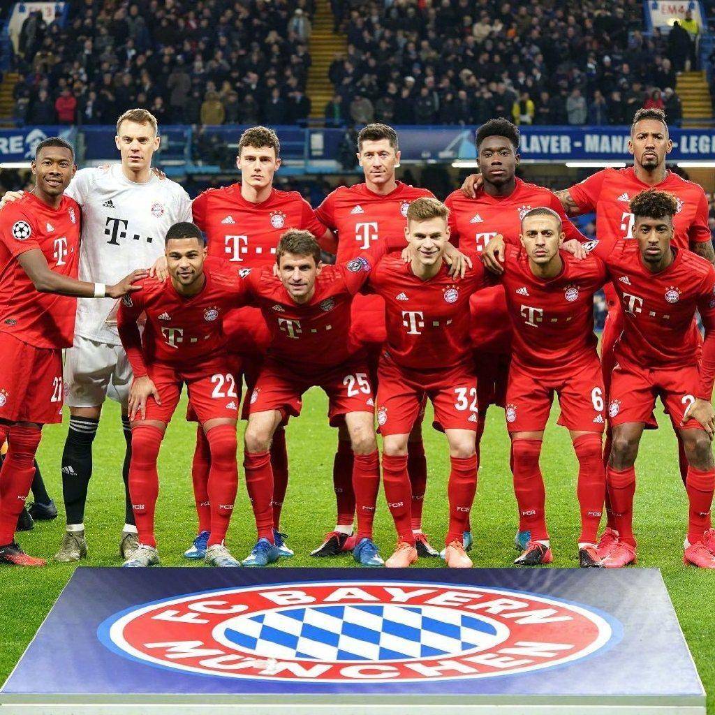 篮球火箭主力后卫被评为月最佳球员（火箭队首发后卫当选本月最佳球员）